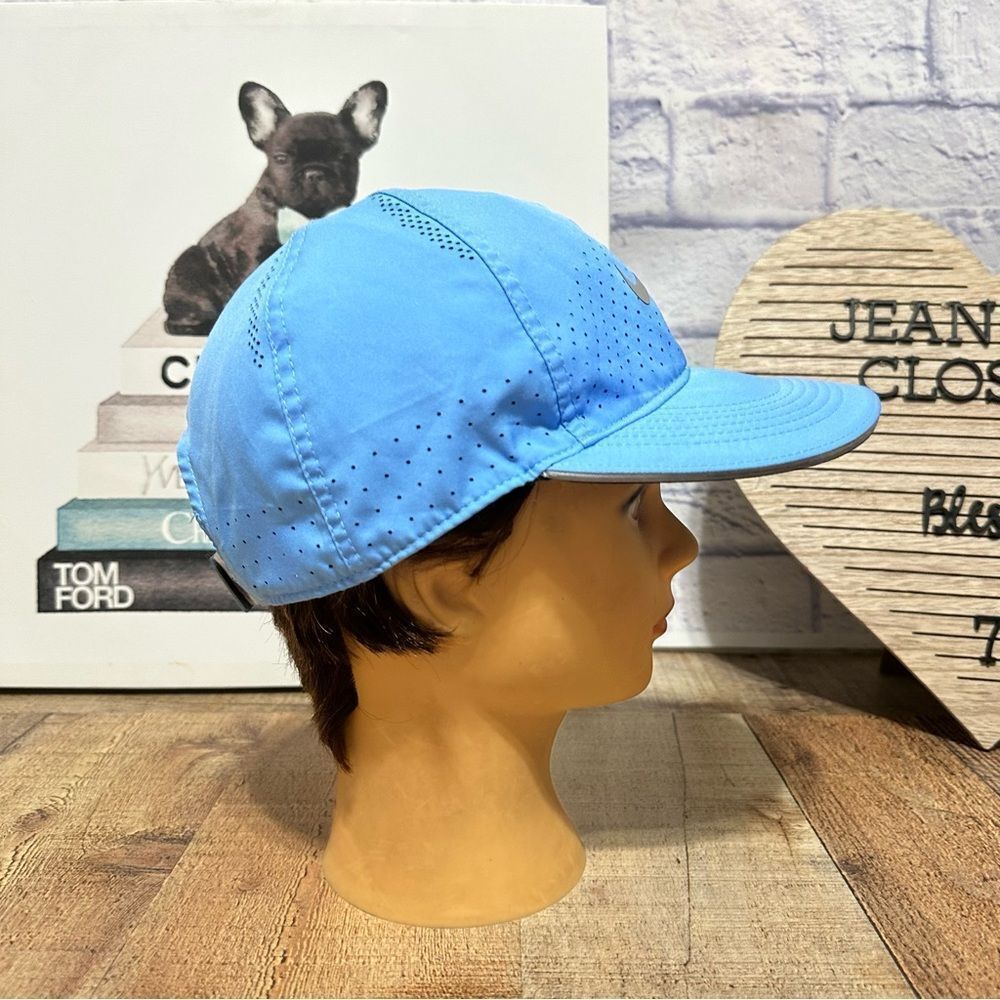 Nike Featherlight Run Logo Performance Adjustable Hat - Light Blue - Picture 4 of 10
